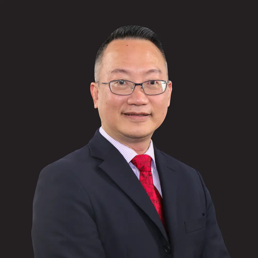 Official portrait for Professor Ts Dr Sim Yee Wai, Executive Dean for Faculty of Innovation and Technology, Taylor's University